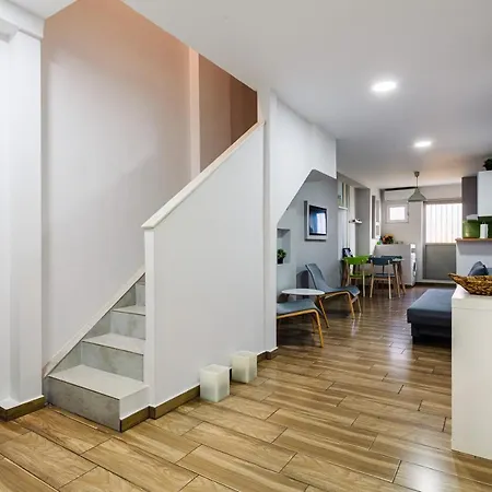 Citysea Fusion, Elegant Gem Minutes From The * Kalamata