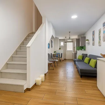 Citysea Fusion, Elegant Gem Minutes From The Apartman *