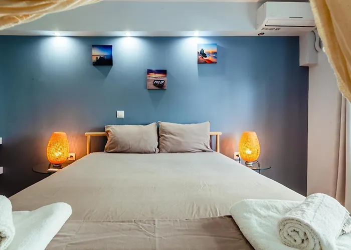 Citysea Fusion, Elegant Gem Minutes From The Apartmán Kalamata